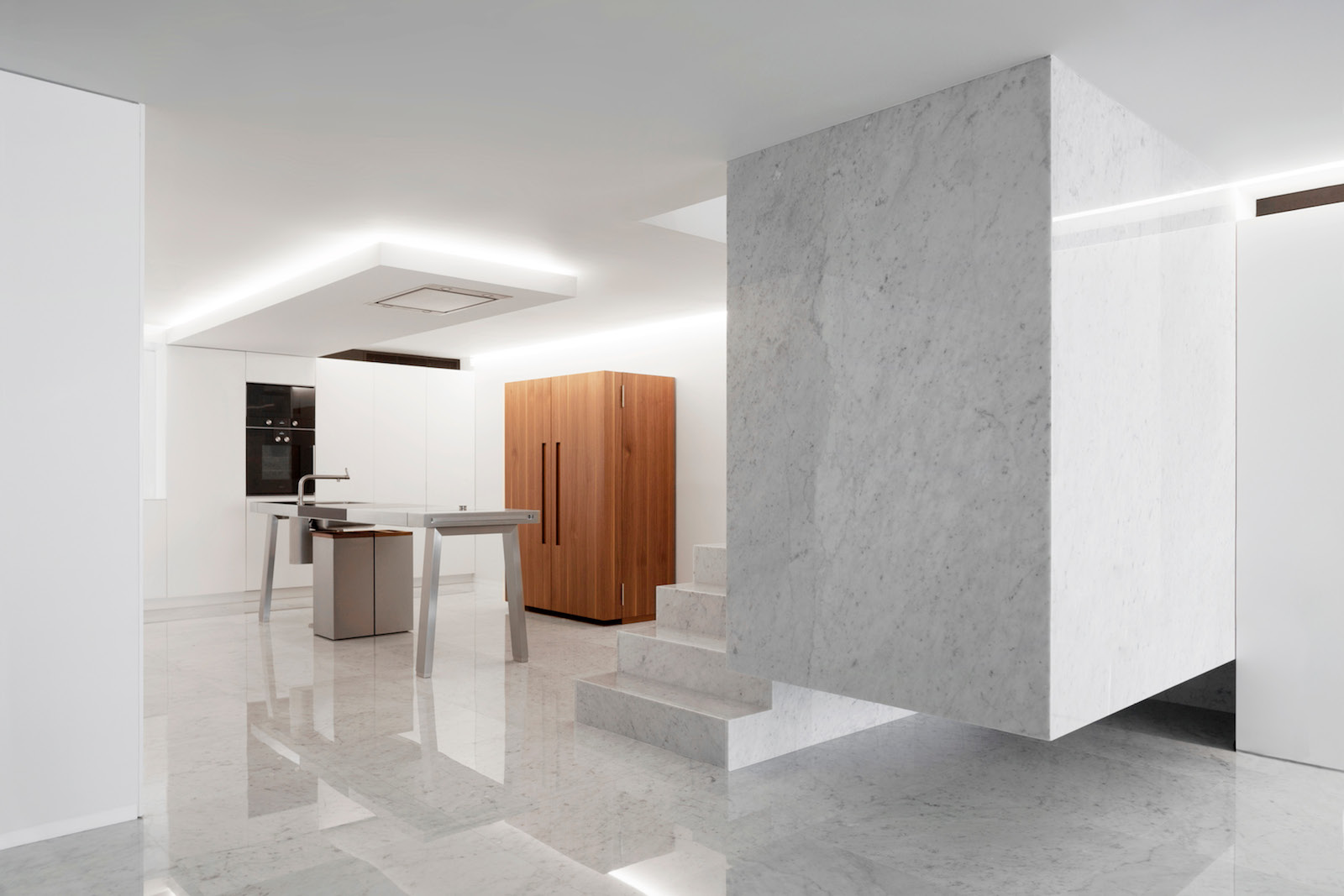 attic，Marble，Costa Blanca ，damp，