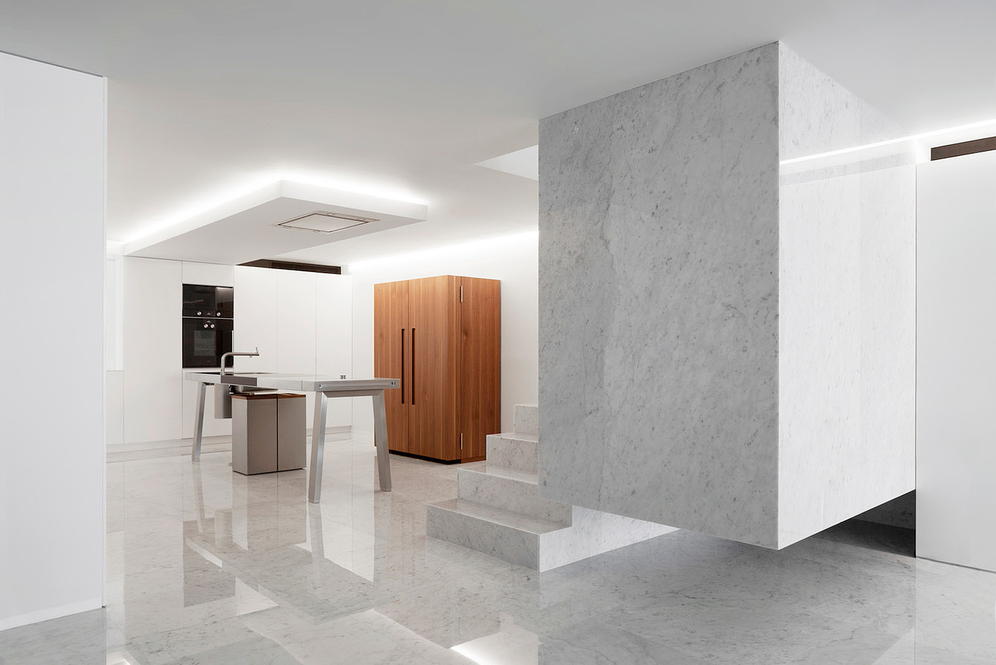 attic，Marble，Costa Blanca ，damp，