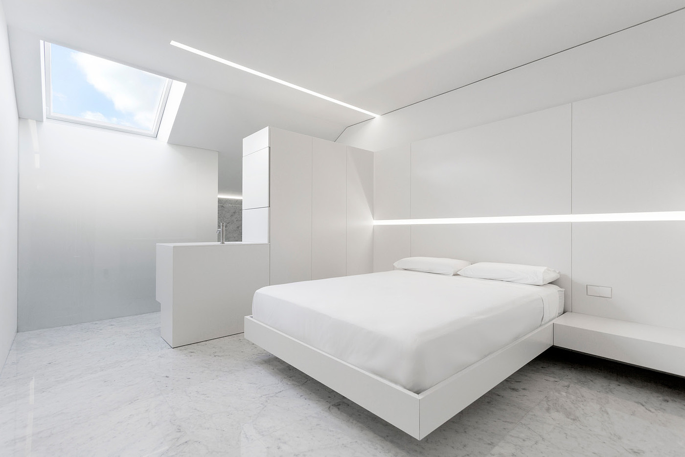 attic，Marble，Costa Blanca ，damp，