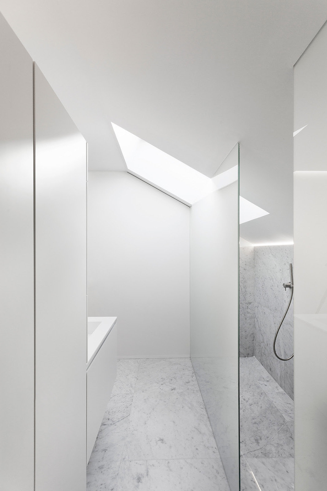 attic，Marble，Costa Blanca ，damp，