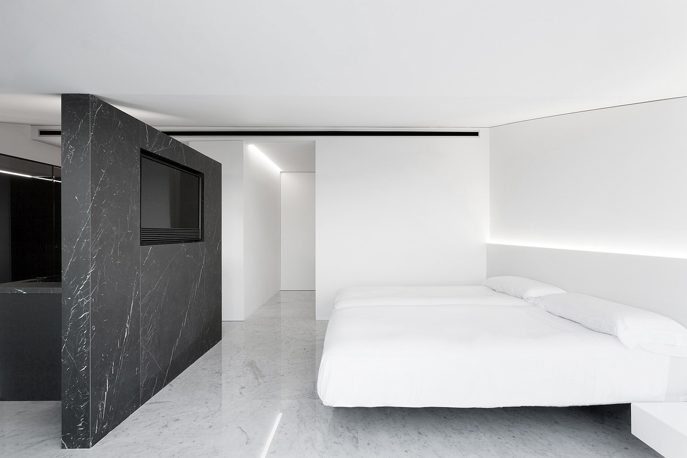 attic，Marble，Costa Blanca ，damp，