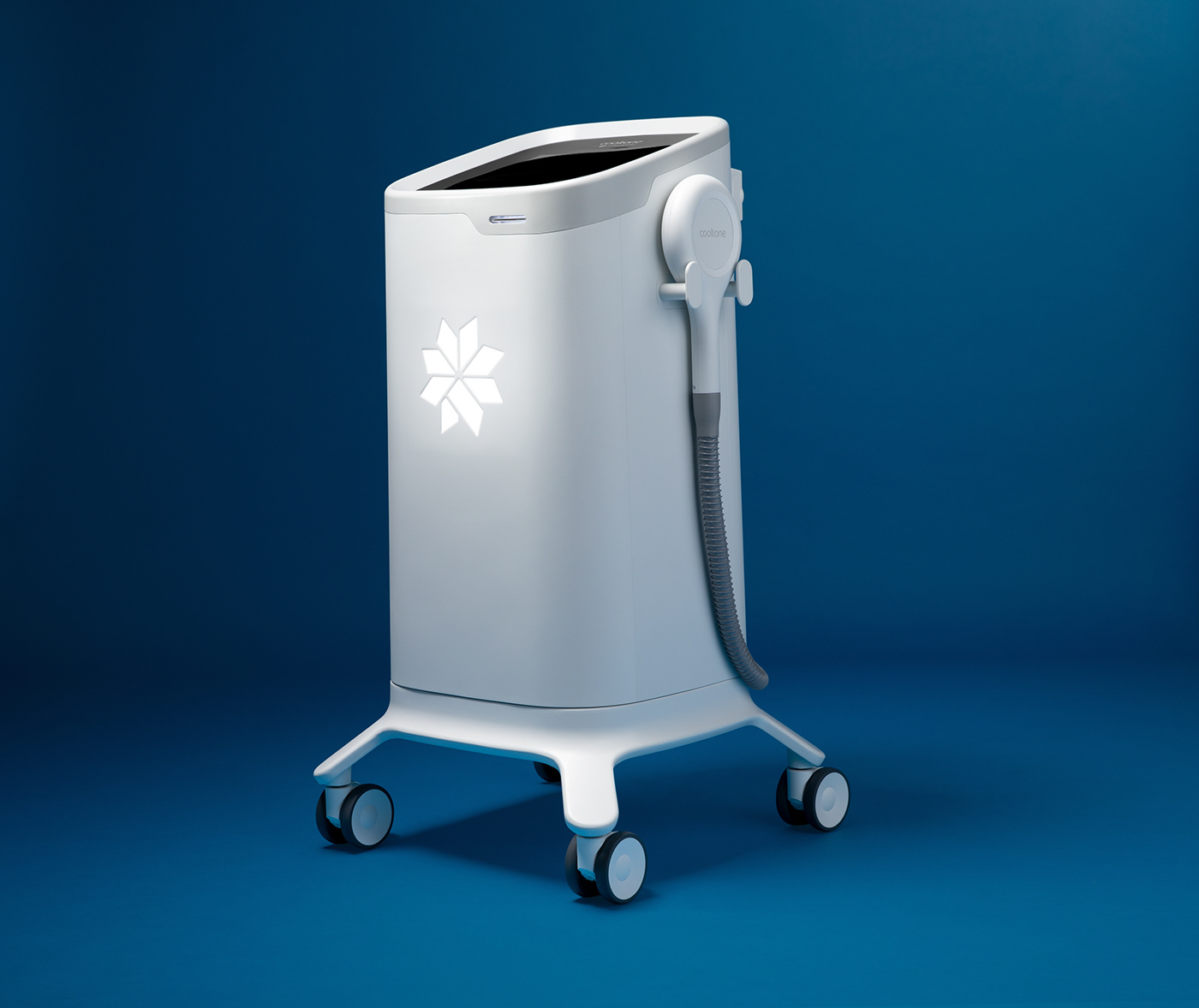 cosmetic instrument，white，intelligence，sketch，