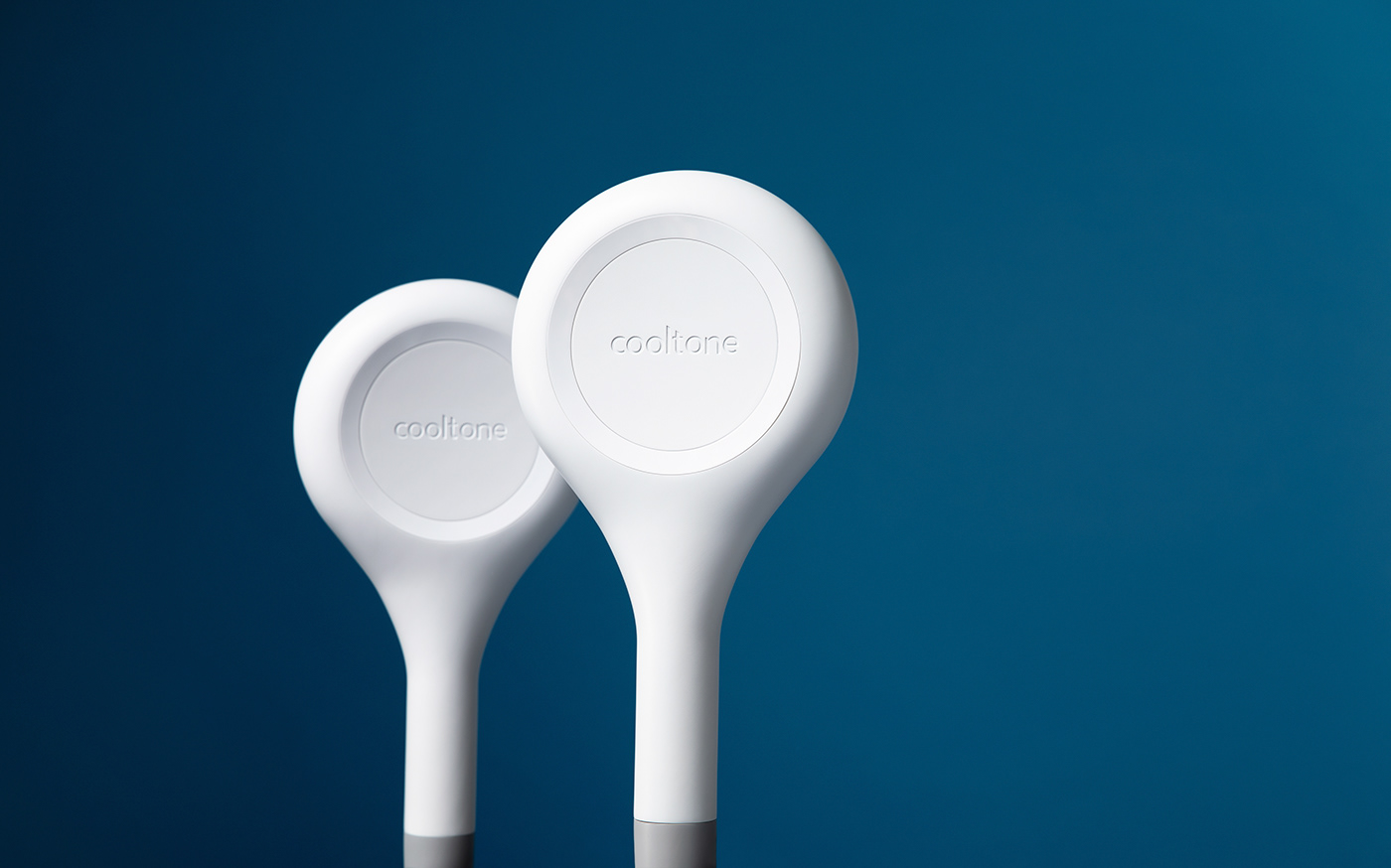 cosmetic instrument，white，intelligence，sketch，