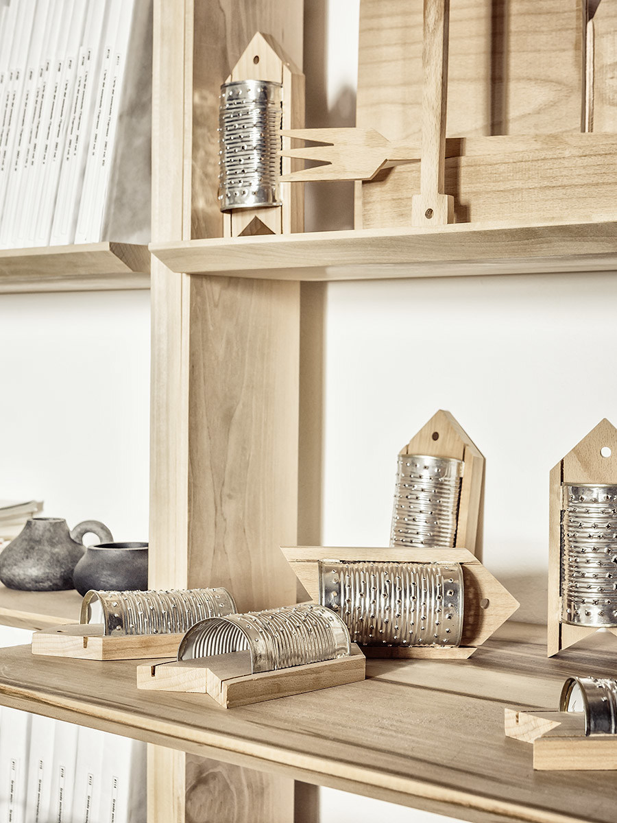 Home Furnishing，furniture，woodiness，literature，like a breath of fresh air，