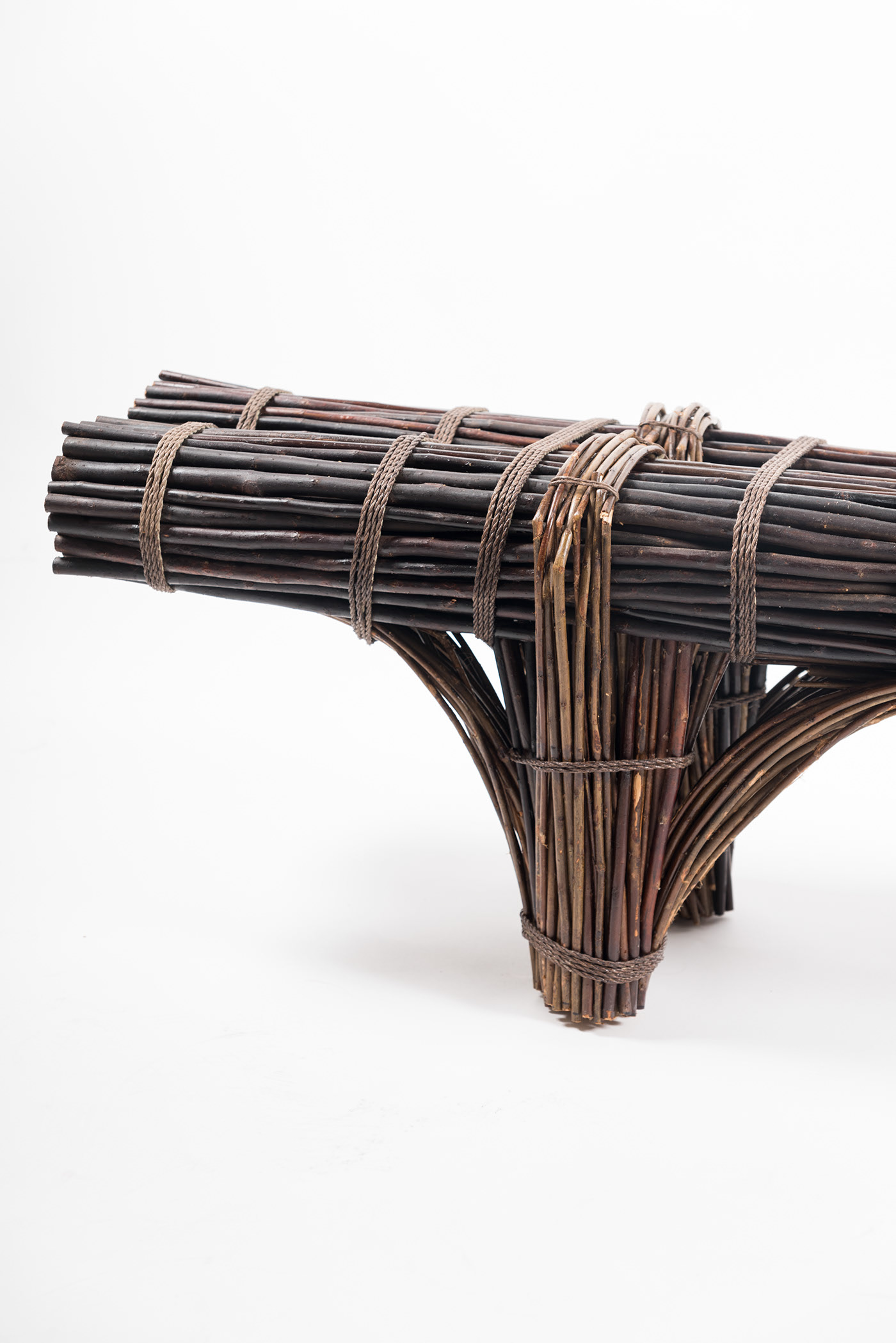 bench，tree，outdoors，garden，wicker，