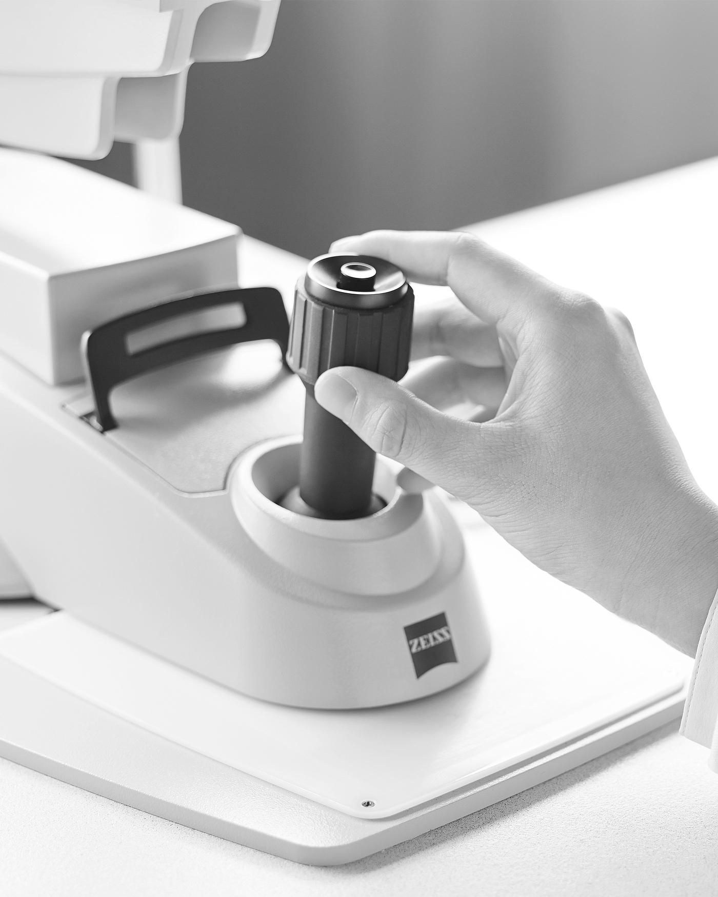 Precision equipment，Professional medical treatment，white，PI image，medical apparatus and instruments，industrial design，