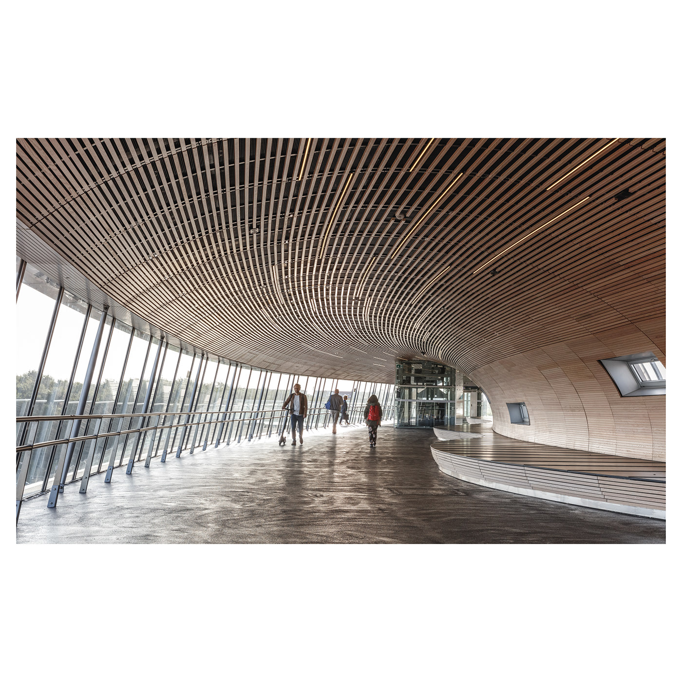 footbridge，Art，Rasmus Horsthoj，Photography，K Ø G E N O R D，station，traffic，