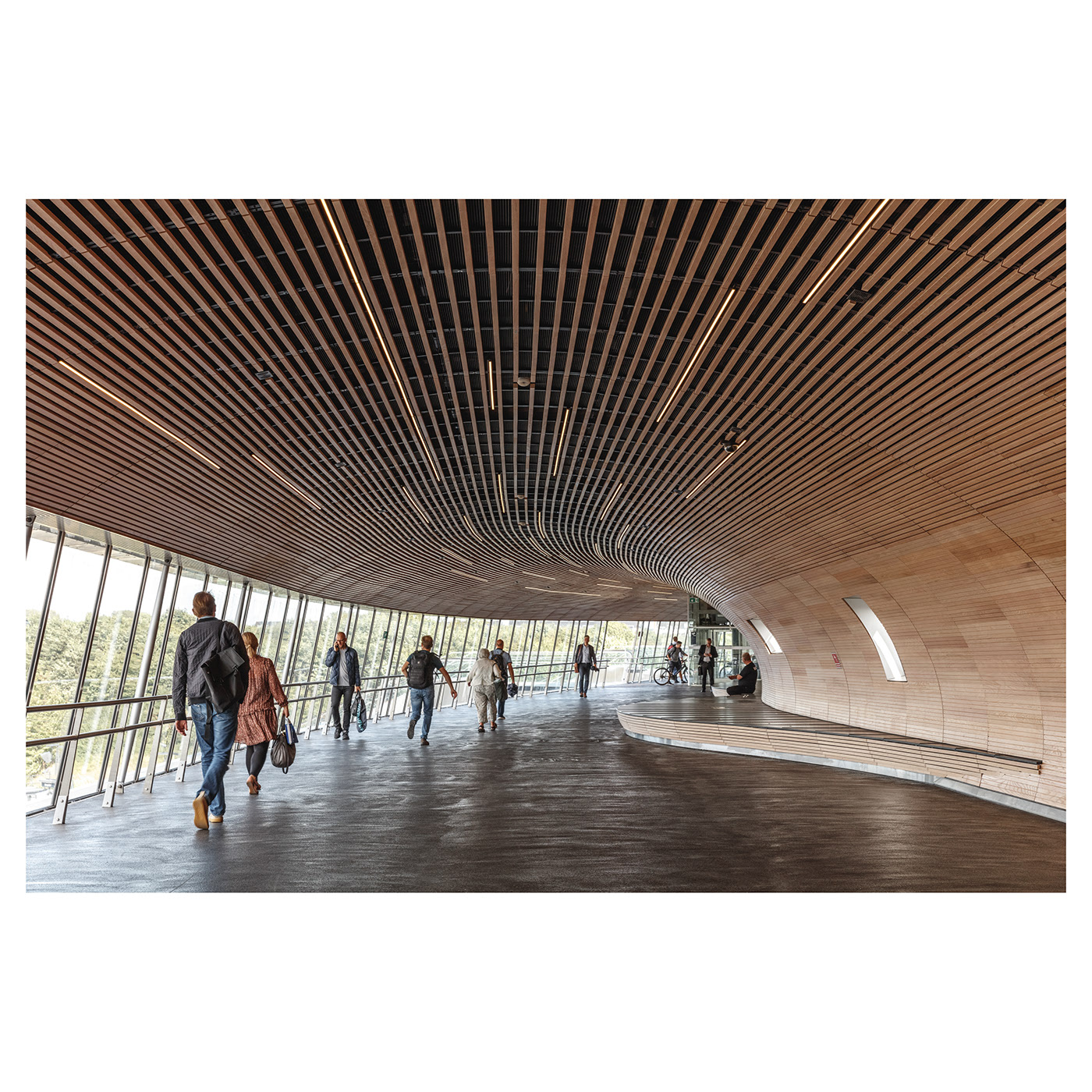 footbridge，Art，Rasmus Horsthoj，Photography，K Ø G E N O R D，station，traffic，