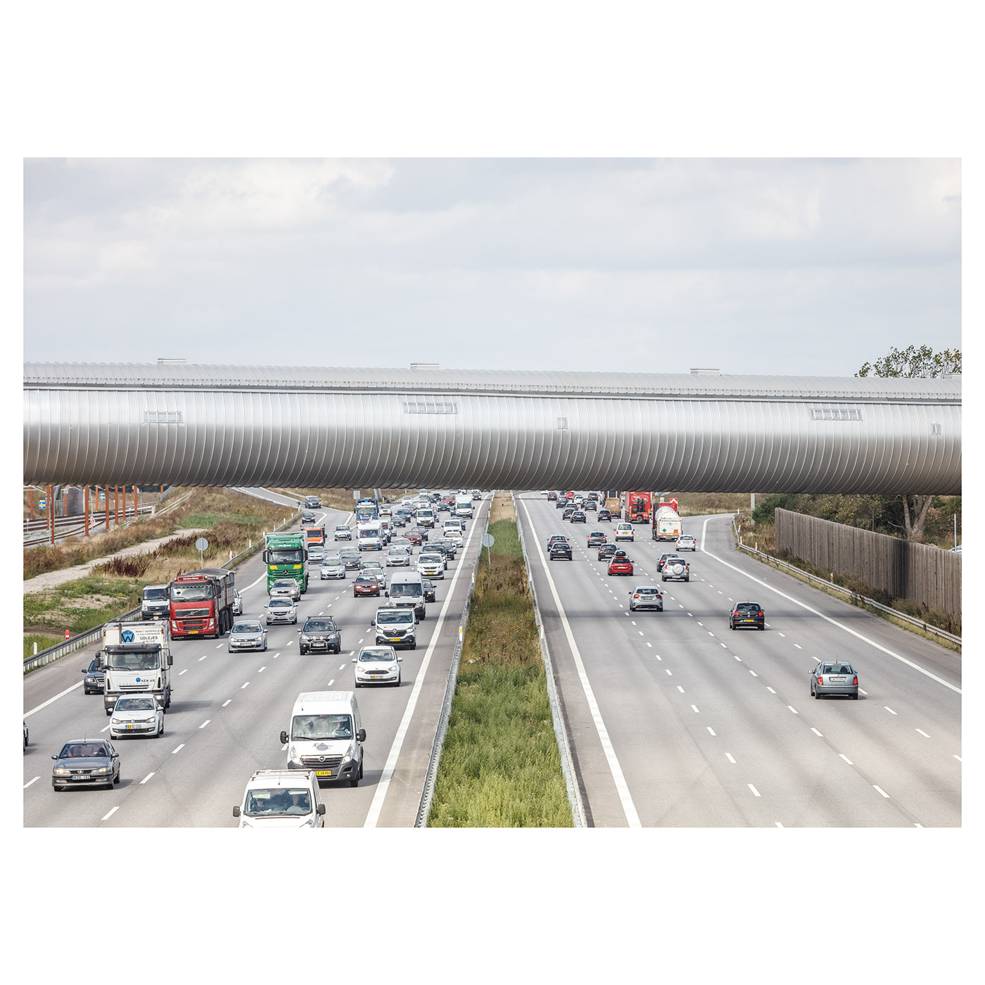 footbridge，Art，Rasmus Horsthoj，Photography，K Ø G E N O R D，station，traffic，