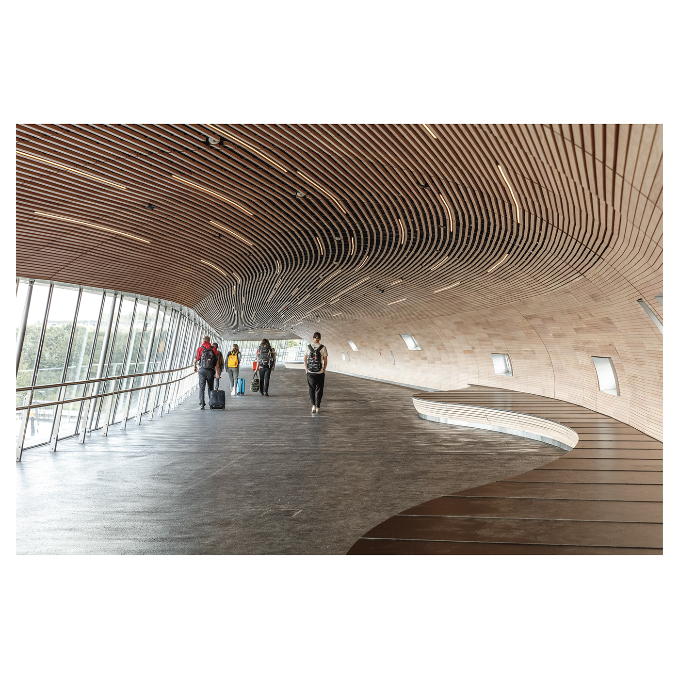 footbridge，Art，Rasmus Horsthoj，Photography，K Ø G E N O R D，station，traffic，