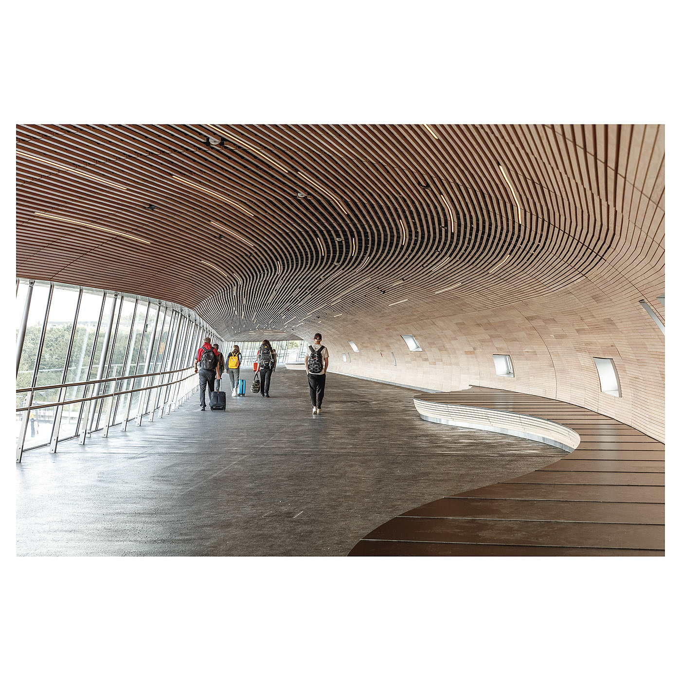 footbridge，Art，Rasmus Horsthoj，Photography，K Ø G E N O R D，station，traffic，