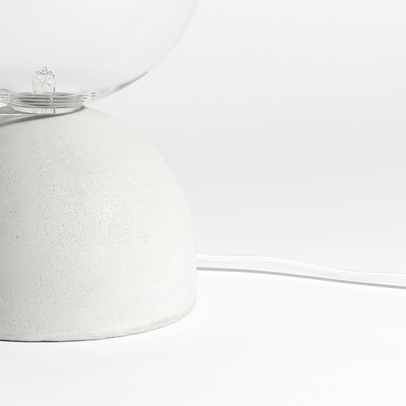 Desk lamp，a chandelier，Lighting，Minimalist，lighting，Cast Lights，
