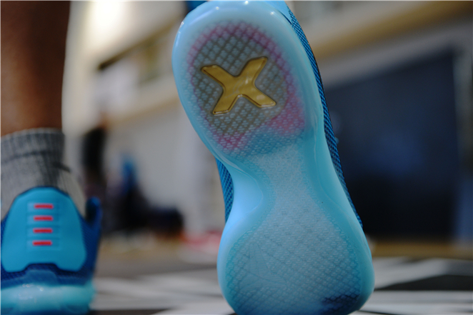 nike，Basketball shoes，Kobe，