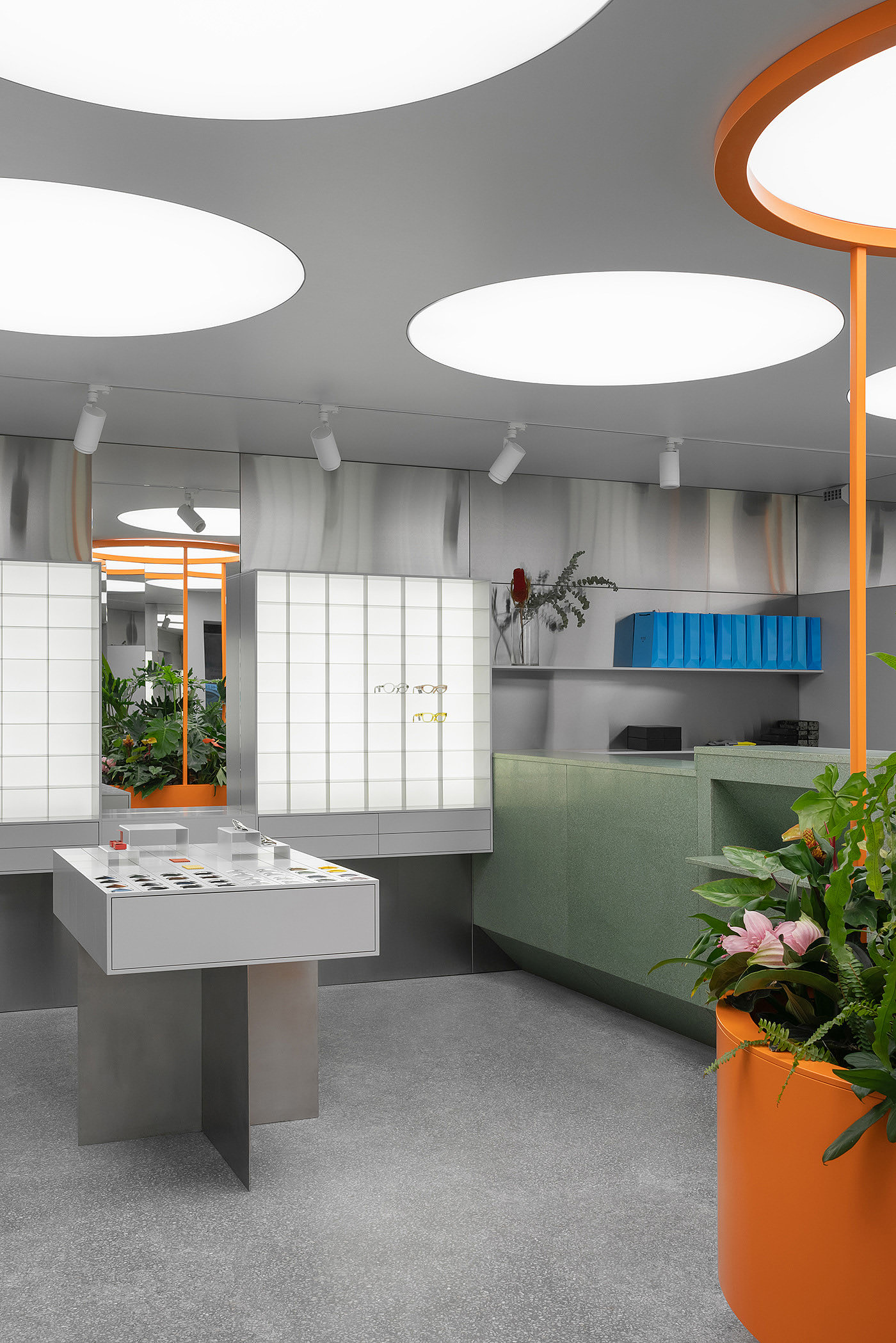 office，P. Y. e optical room，Lesha Galkin，