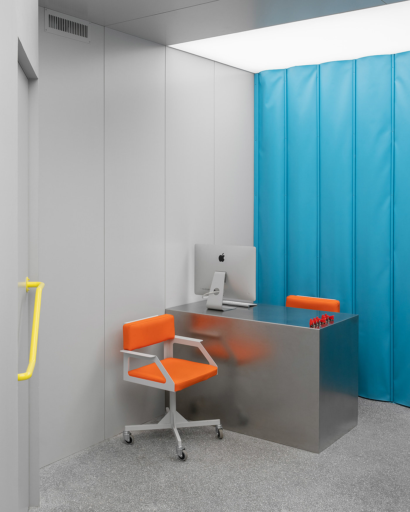 office，P. Y. e optical room，Lesha Galkin，