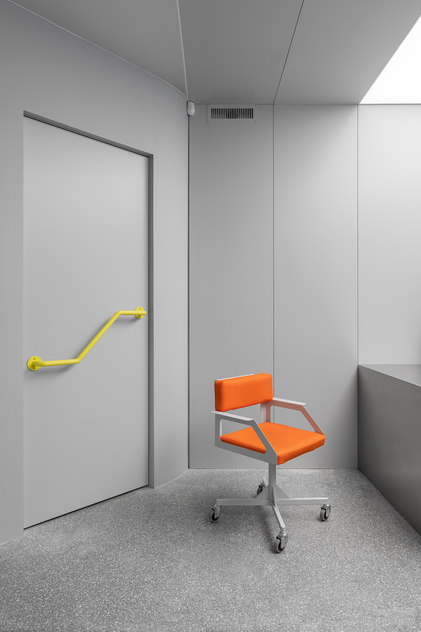 office，P. Y. e optical room，Lesha Galkin，