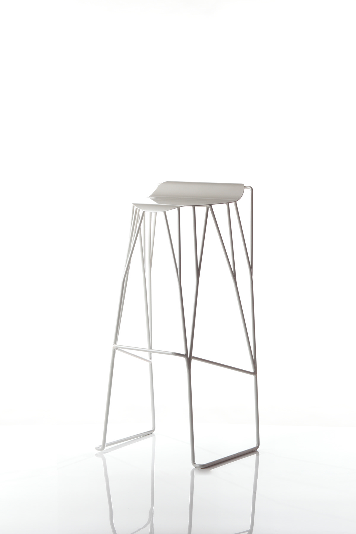 ARBORISM，chair，grow，