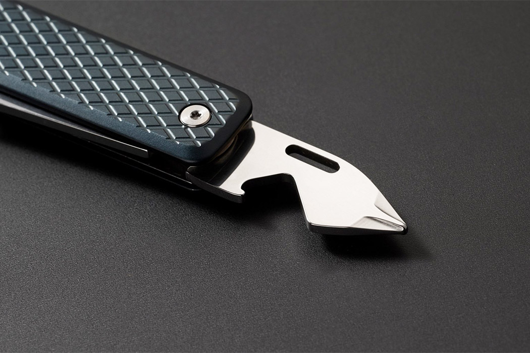 Portable，Bottle opener，blade，bolt driver，Tool kit，