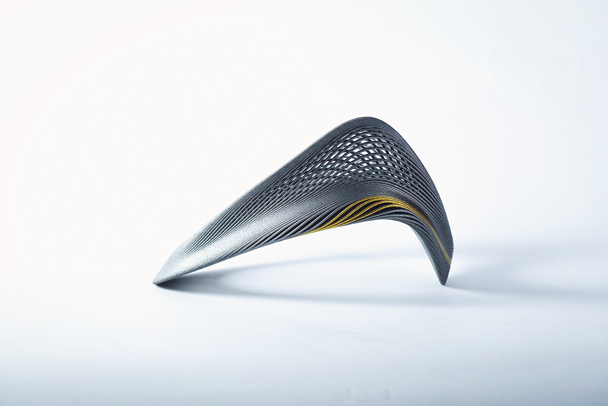 Golden Yarn，a collar for a horse，Maurice benovsky，