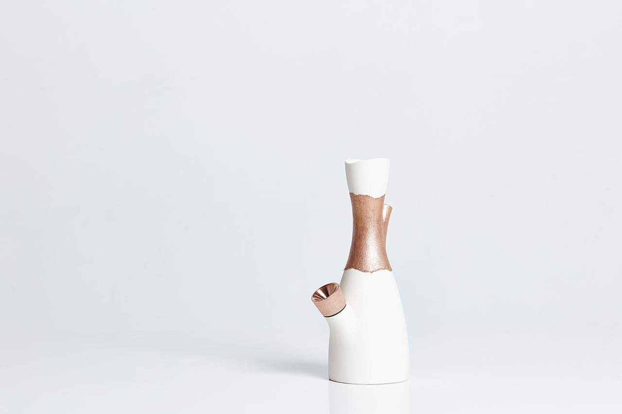 Smoke gun，ceramics，white，