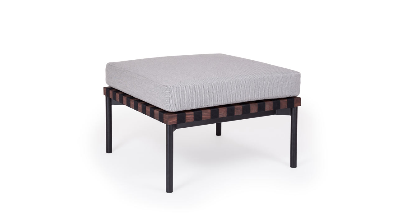 Small fried，chair，chair，Black steel pipe，