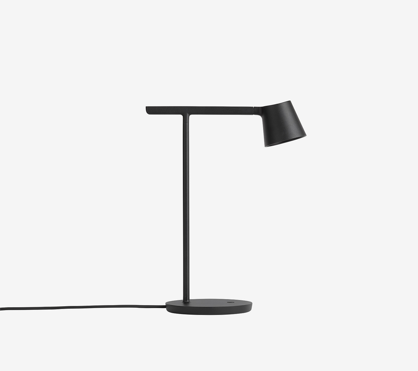 Jens Fager，muuto，Tip Lamp，极简，台灯，照明，