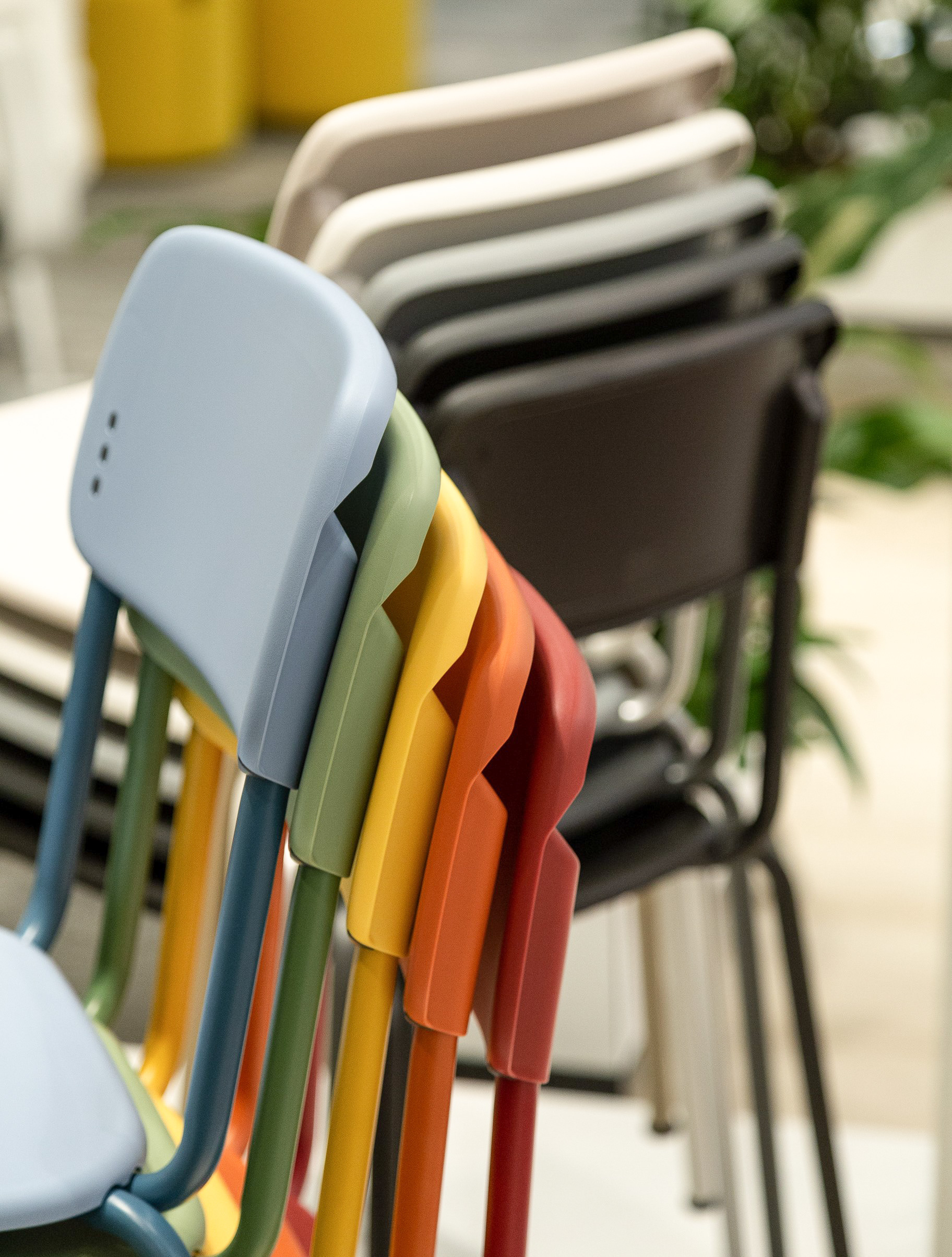 Plastic，Chair design，Cavaletti Joy，