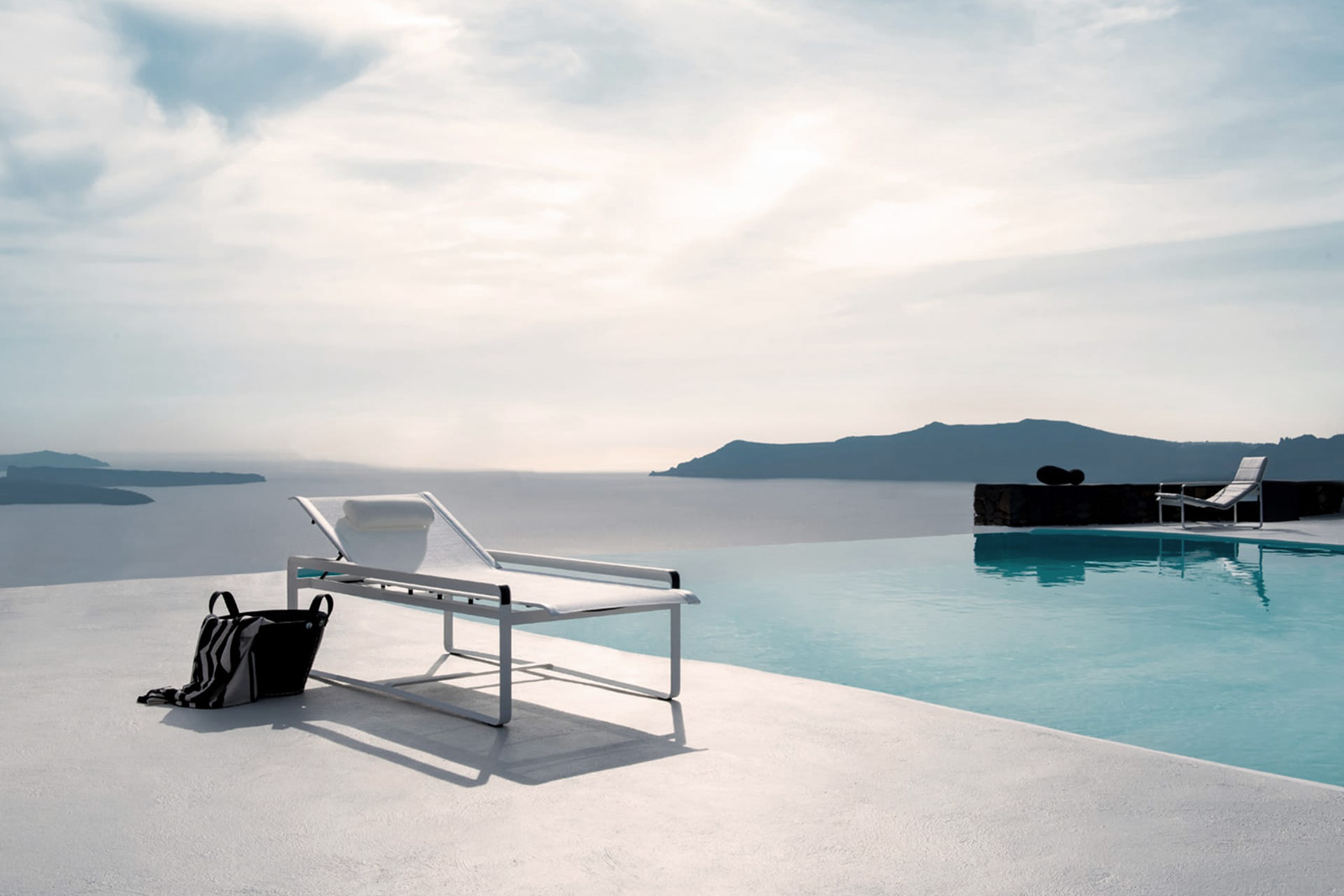 Neutra Collection，deck chair，Metal，