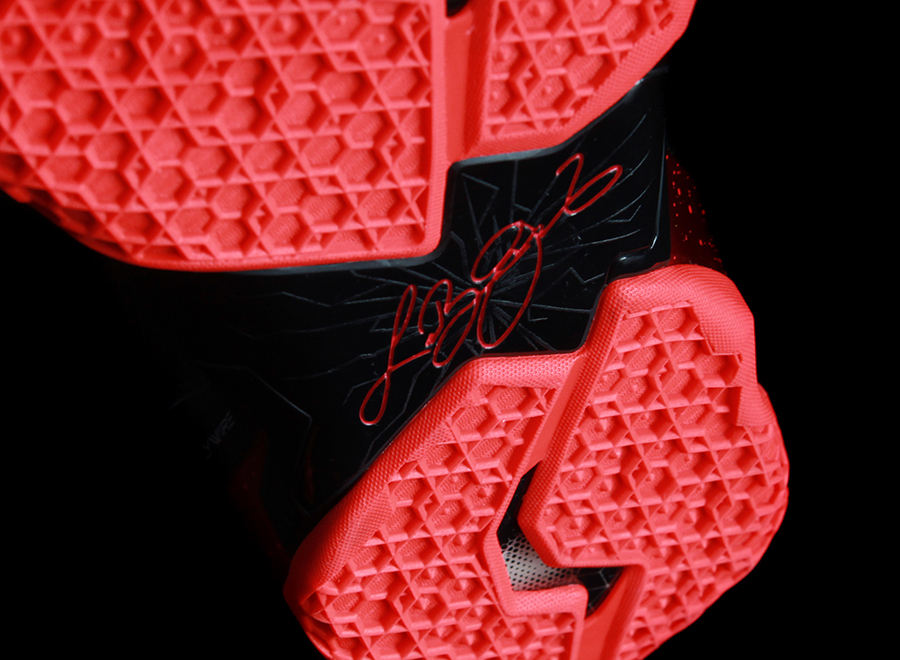 nike，Basketball shoes，James，