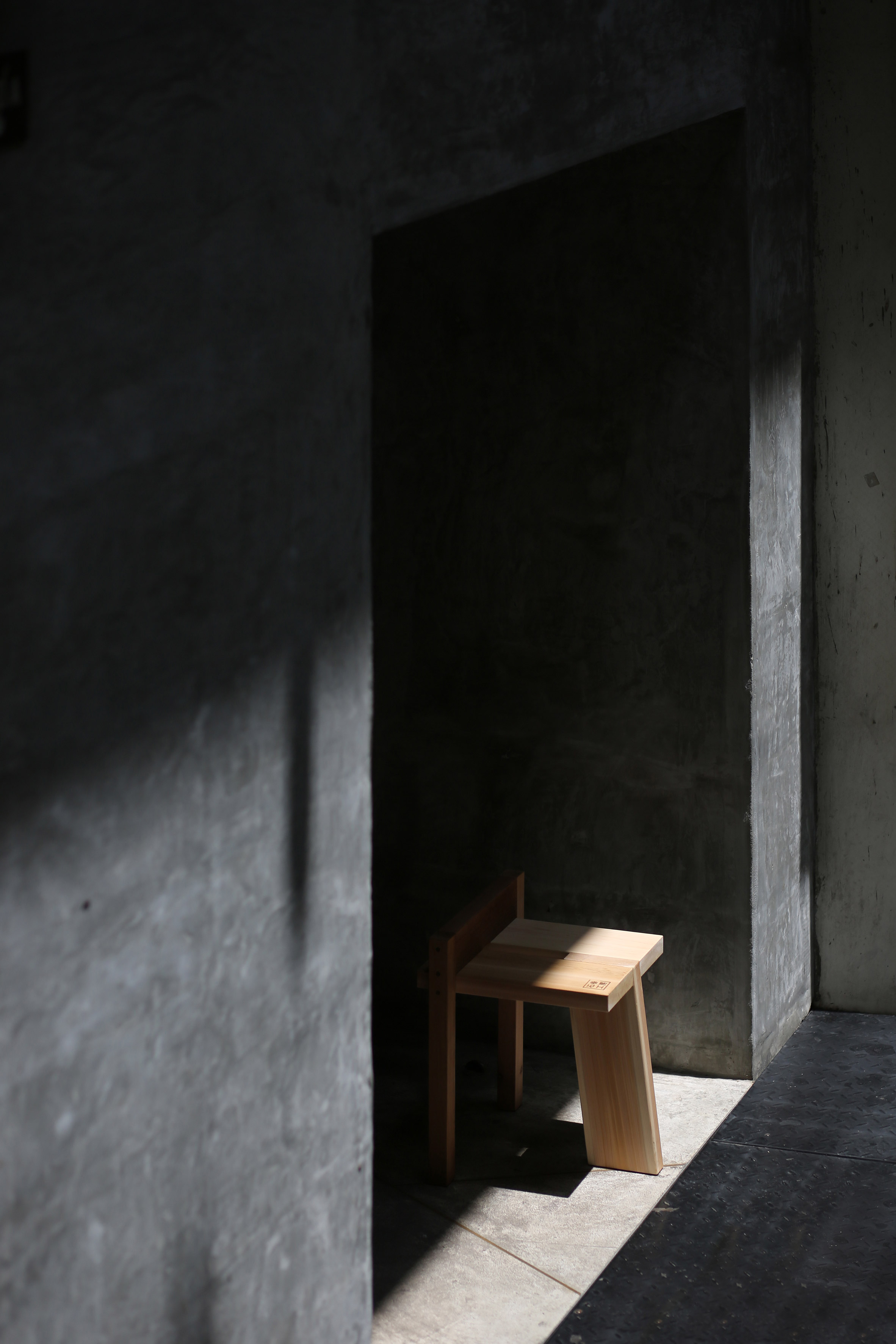 bedside cupboard，Portable，woodiness，stool，assemble，