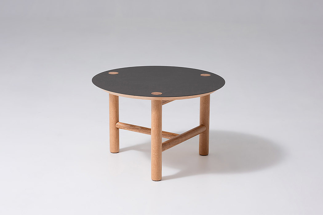 furniture，Tables and chairs，Side table，modern，sustainable，