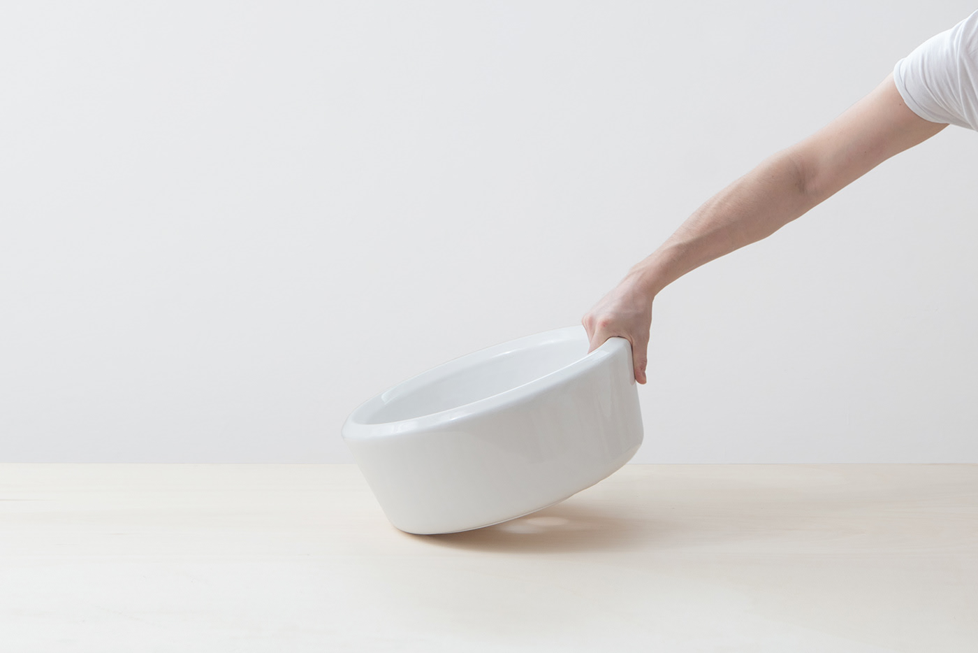 Basin，Shower Room，ceramics，white，Simplicity，