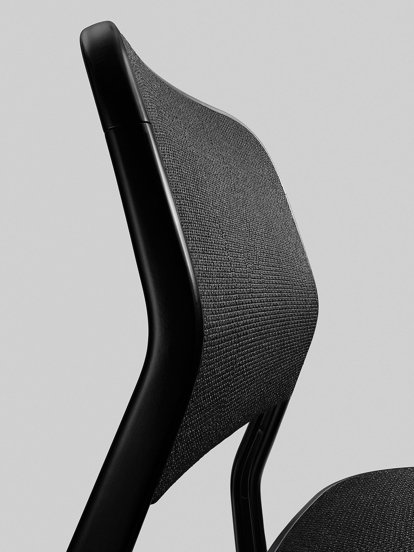 salute，designer，chair，Marc Newson ，