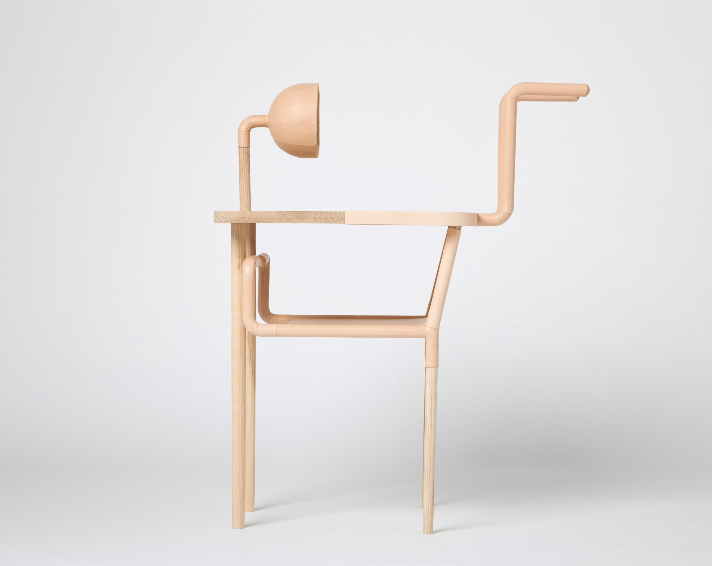 Xiang Guan，graduate，chair，furniture，