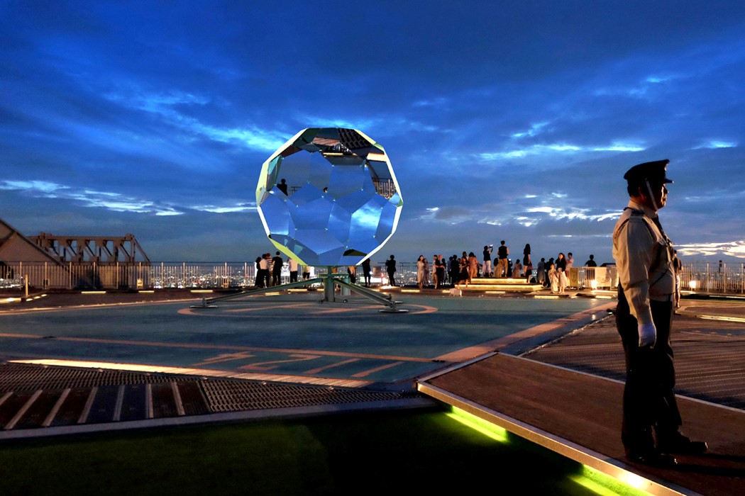 Art installation，Kaleidoscope，Fresnel lens，