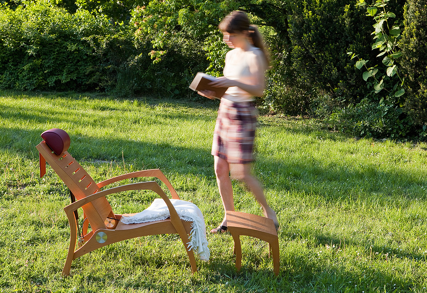 grasshopper，deck chair，woodiness，