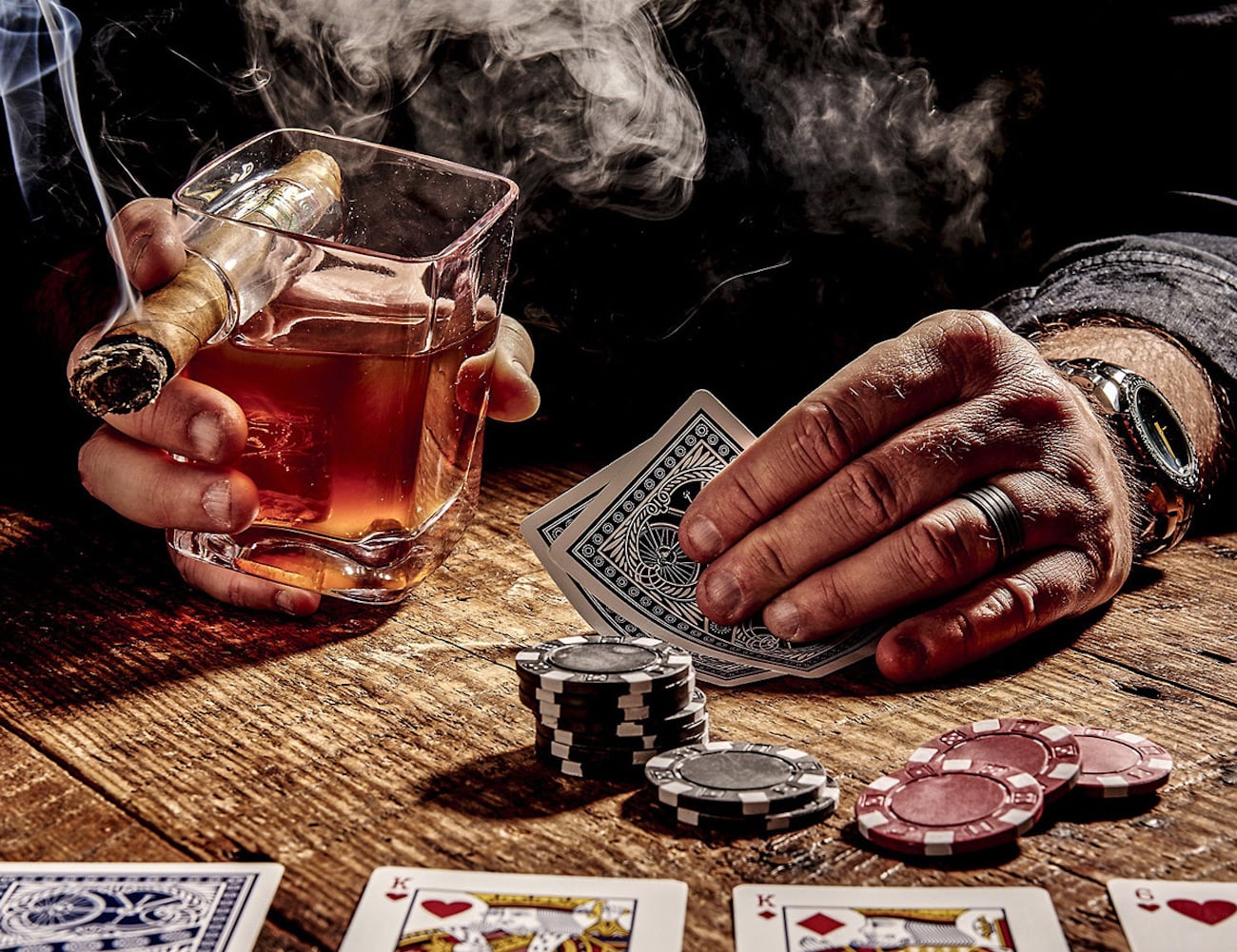 Whiskey glass，Corkcicle，Wine Glass，Glass，