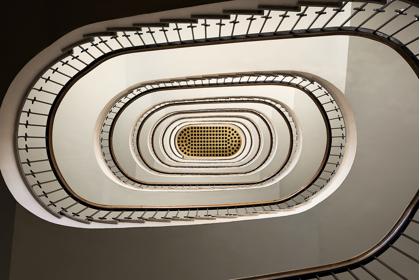 Photography，stairs，Spiral，Balint Alovits，Time Machine，