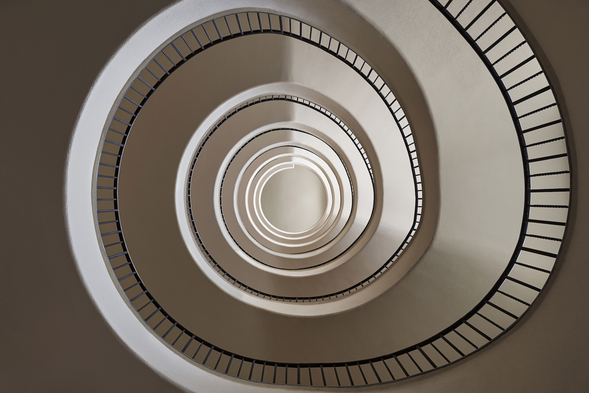 Photography，stairs，Spiral，Balint Alovits，Time Machine，