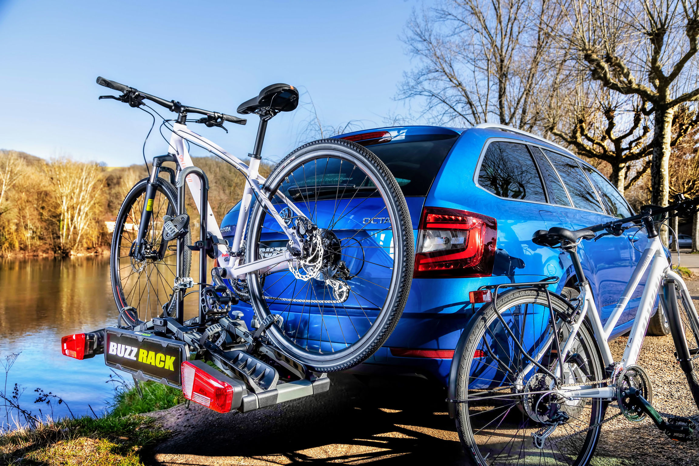 automobile，Automobile，vehicle，product design，Yearbook design if，