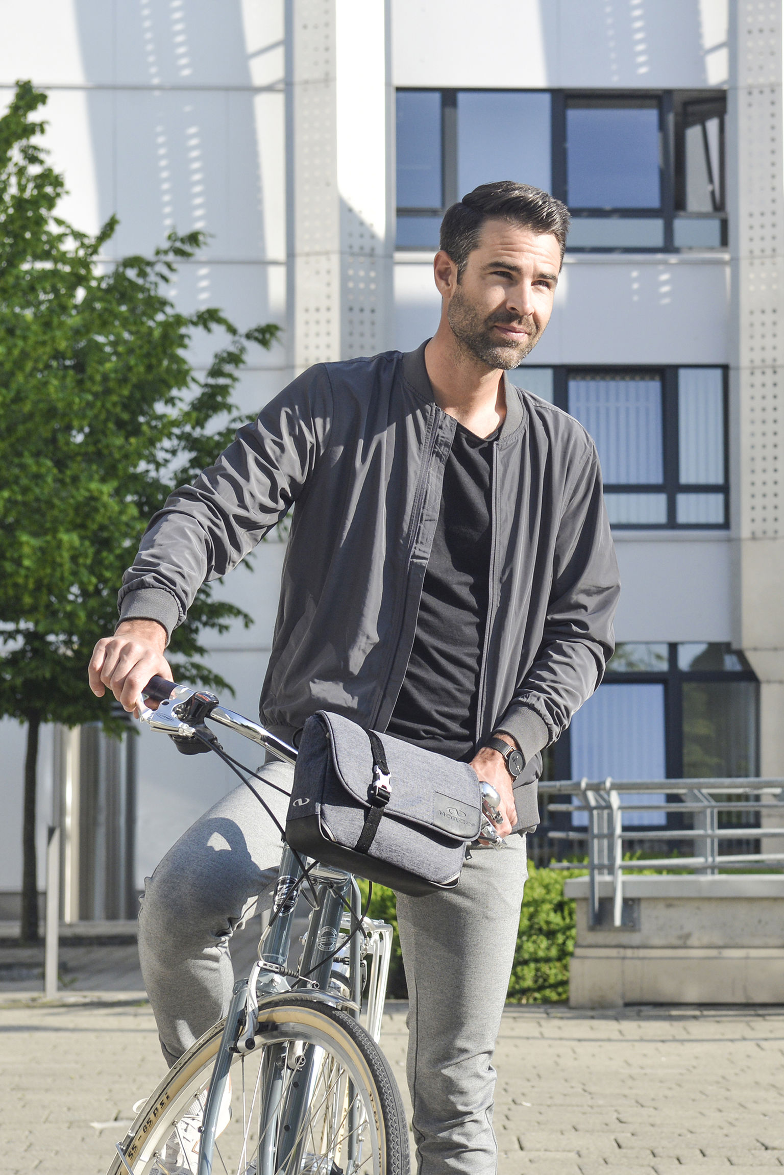 personal use，Sex toy，Wrist watch，glasses，Schoolbag Backpack，fashion，