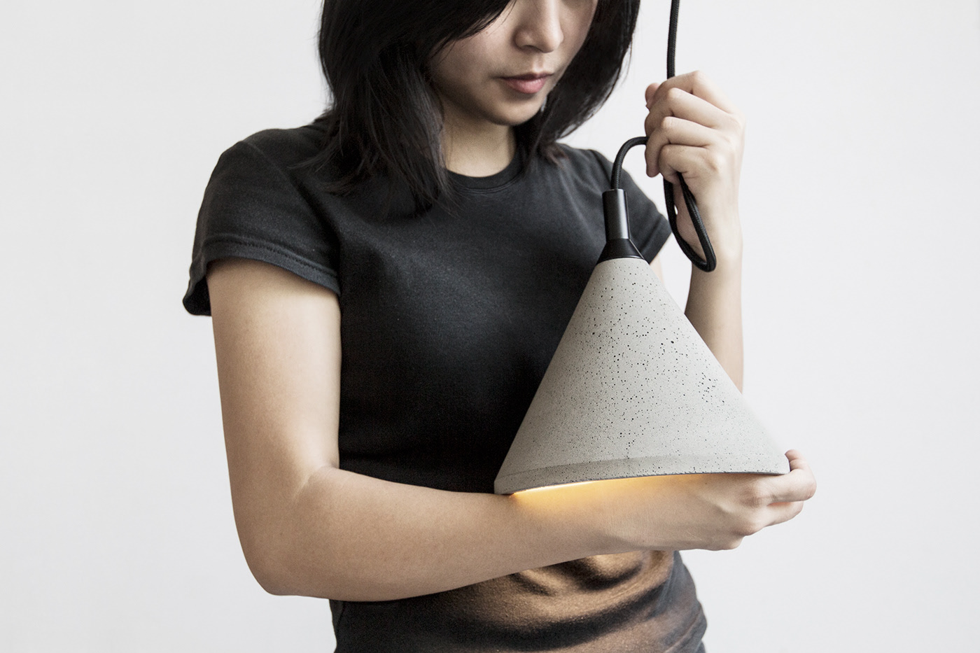 concrete，a chandelier，texture，