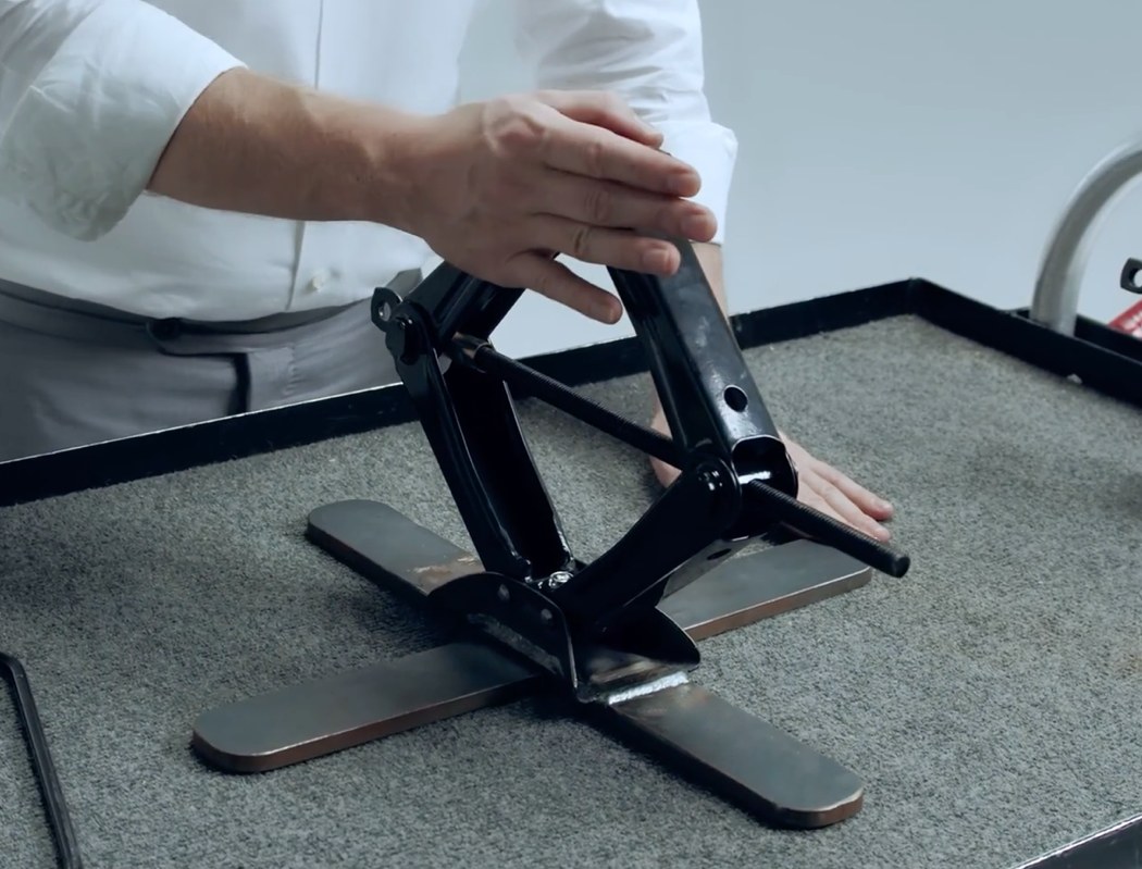 Mechanics，tool，Automobile maintenance，Inter bank design，