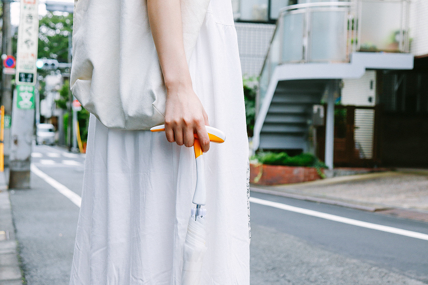 Umbrella，stick，yellow，Ergonomics，