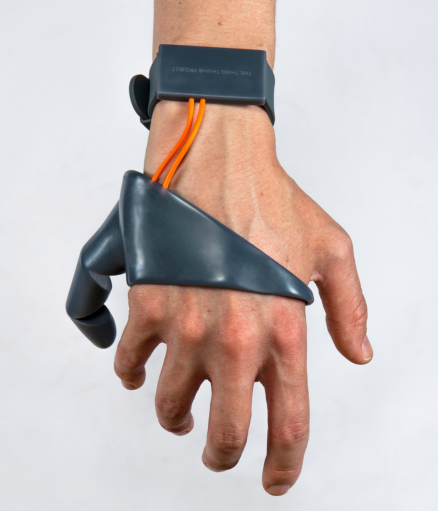 Graduation project，Wearable ，equipment，manipulator，
