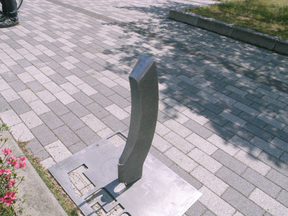 communal facilities，outdoors，Bicycle Stand，convenient，Simplicity，