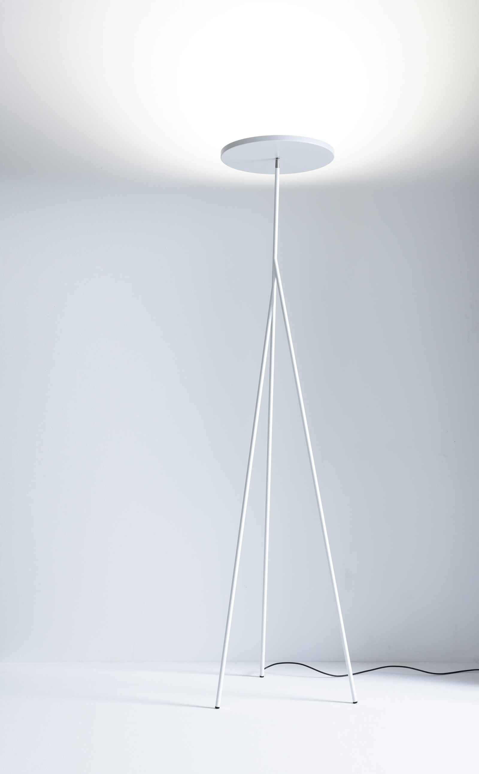 The Minimal Lamp，Lamp design，Minimalist，