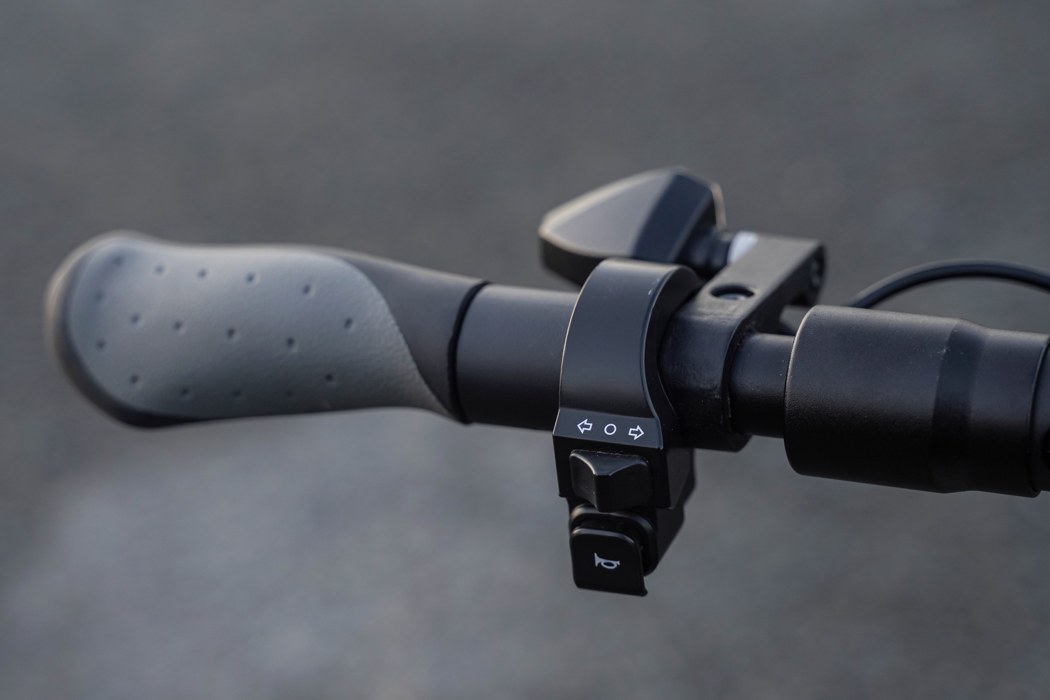 industrial design，vehicle，Electric scooter，X-Scooter LOM，