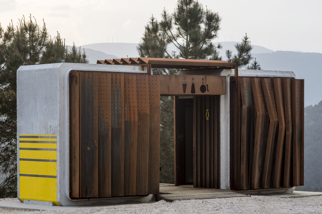 communal facilities，Public toilet，Toilet，