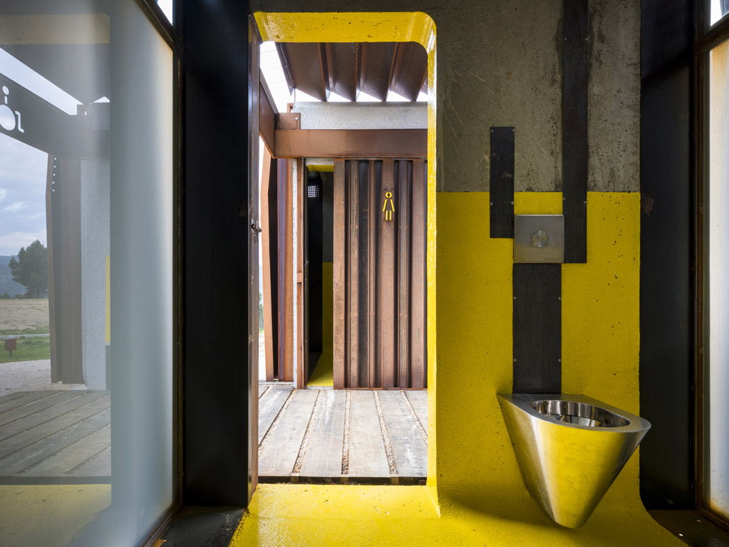 communal facilities，Public toilet，Toilet，